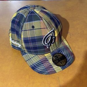 New Era Plaid Billabong Fitted Hat (Rare Vintage)